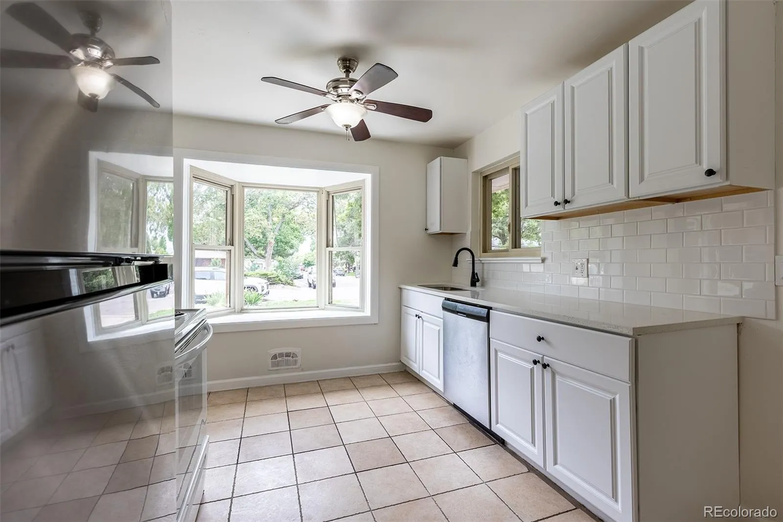 5810 S Greenwood Street Littleton CO 80120 | MLS #REC9039370 05072026021231 1600 13