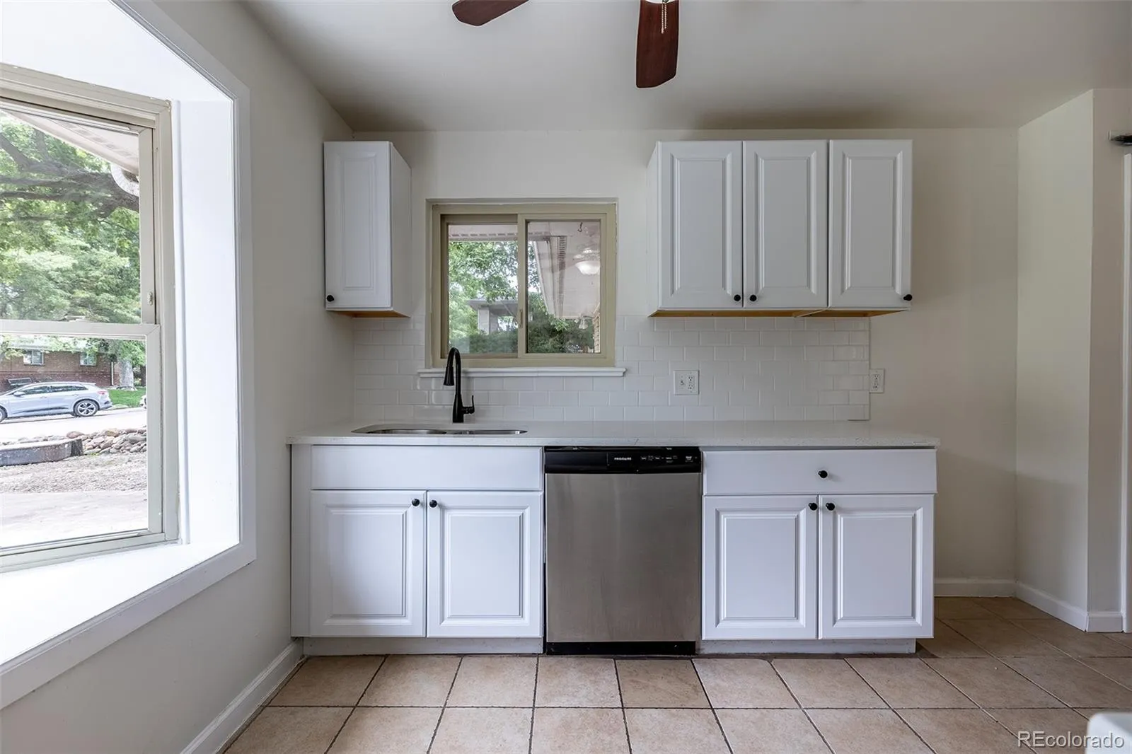5810 S Greenwood Street Littleton CO 80120 | MLS #REC9039370 05072026021231 1600 14