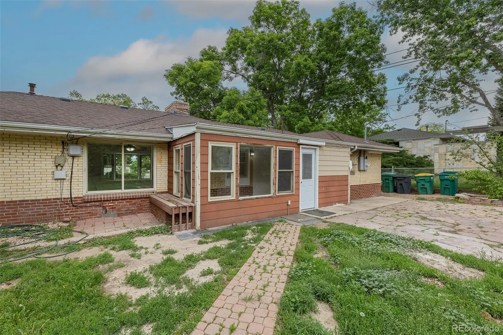 5810 S Greenwood Street Littleton CO 80120 | MLS #REC9039370 05072026021231 1600 43