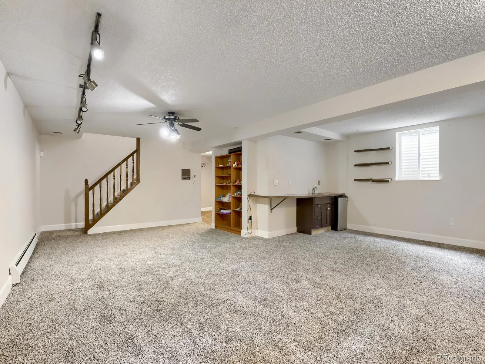 15818 E 8th Circle Aurora CO 80011 | MLS #REC9039387 09302026012756 1600 17