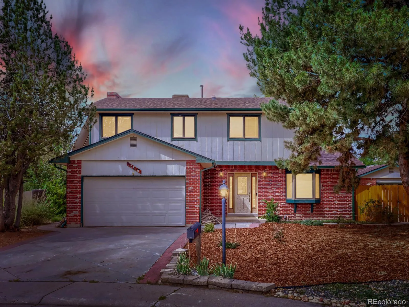 15818 E 8th Circle Aurora CO 80011 | MLS #REC9039387 09302026012756 1600 27