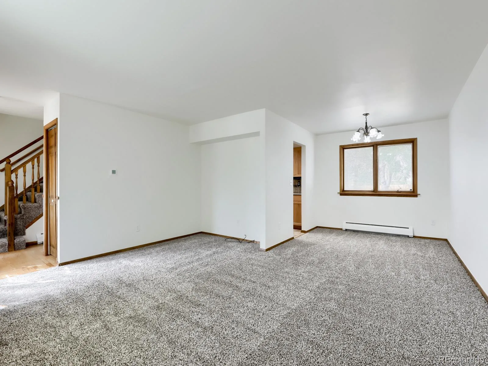 15818 E 8th Circle Aurora CO 80011 | MLS #REC9039387 09302026012756 1600 3