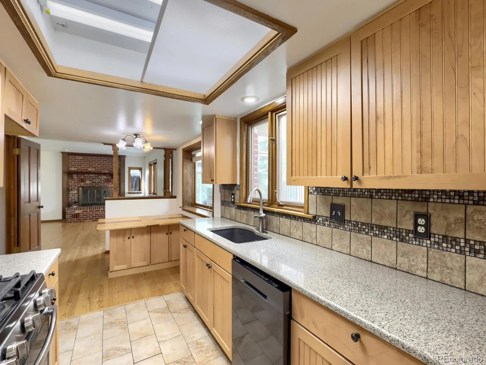 15818 E 8th Circle Aurora CO 80011 | MLS #REC9039387 09302026012756 1600 7