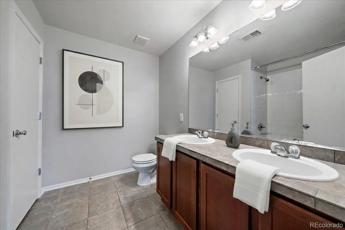 8140 E 29th Place Denver CO 80238 | MLS #REC9040090 08182026170835 1200 15