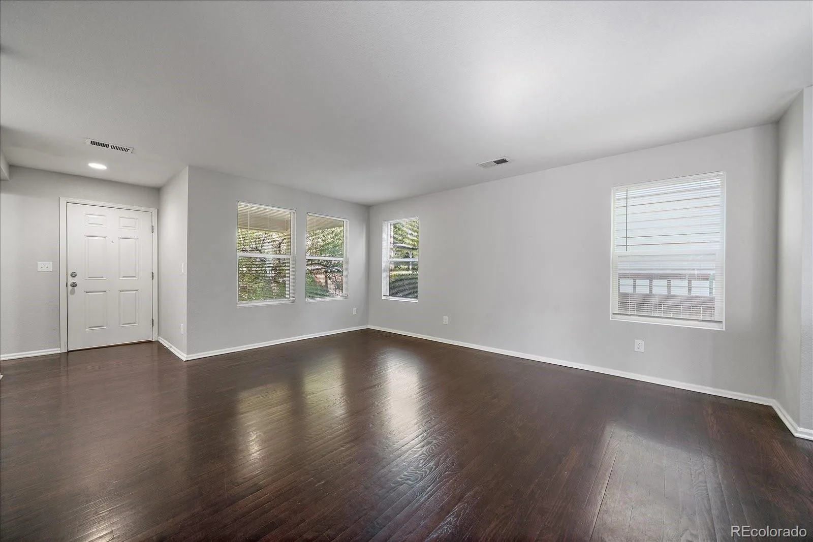 8140 E 29th Place Denver CO 80238 | MLS #REC9040090 08182026170835 1600 4