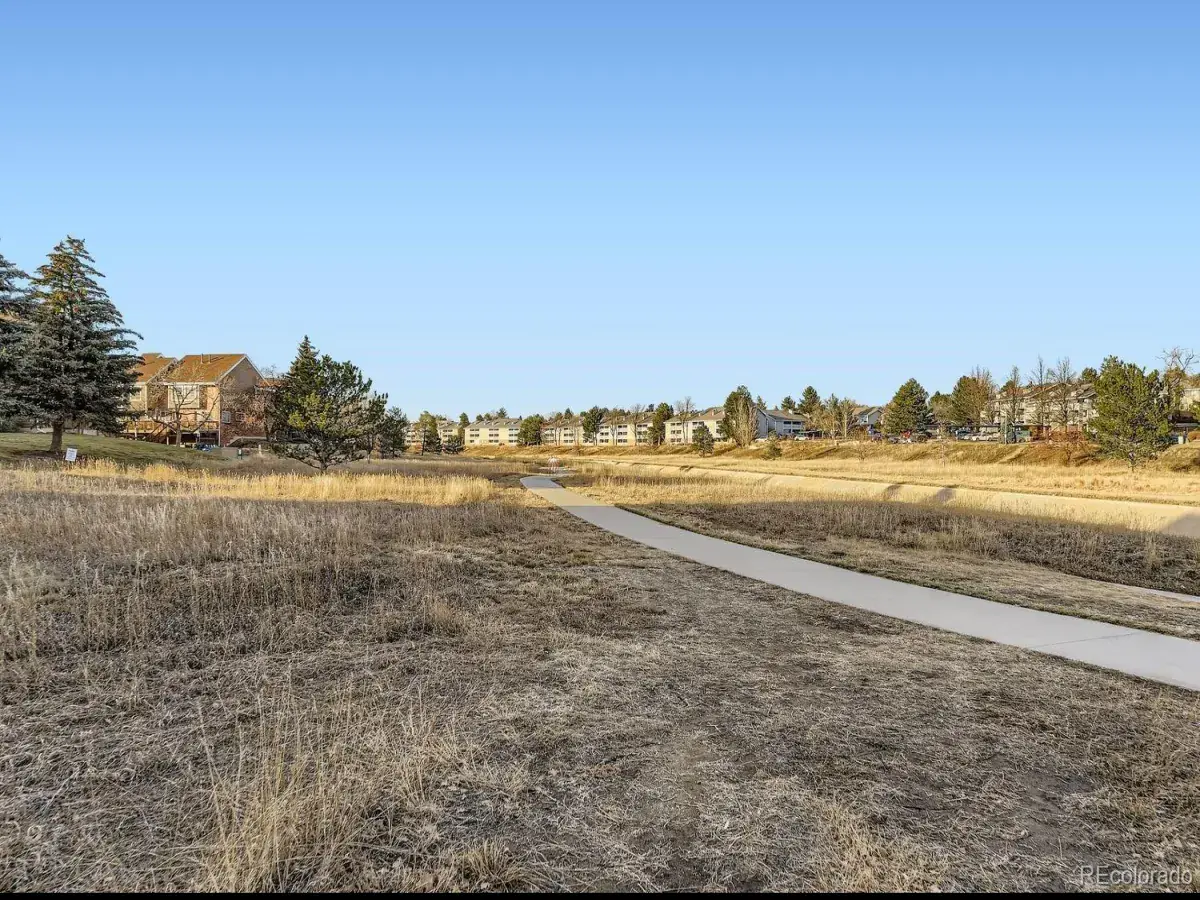 17191 E Baltic Drive #E Aurora CO 80013 MLS #REC9040429 12302025004628 1200 28