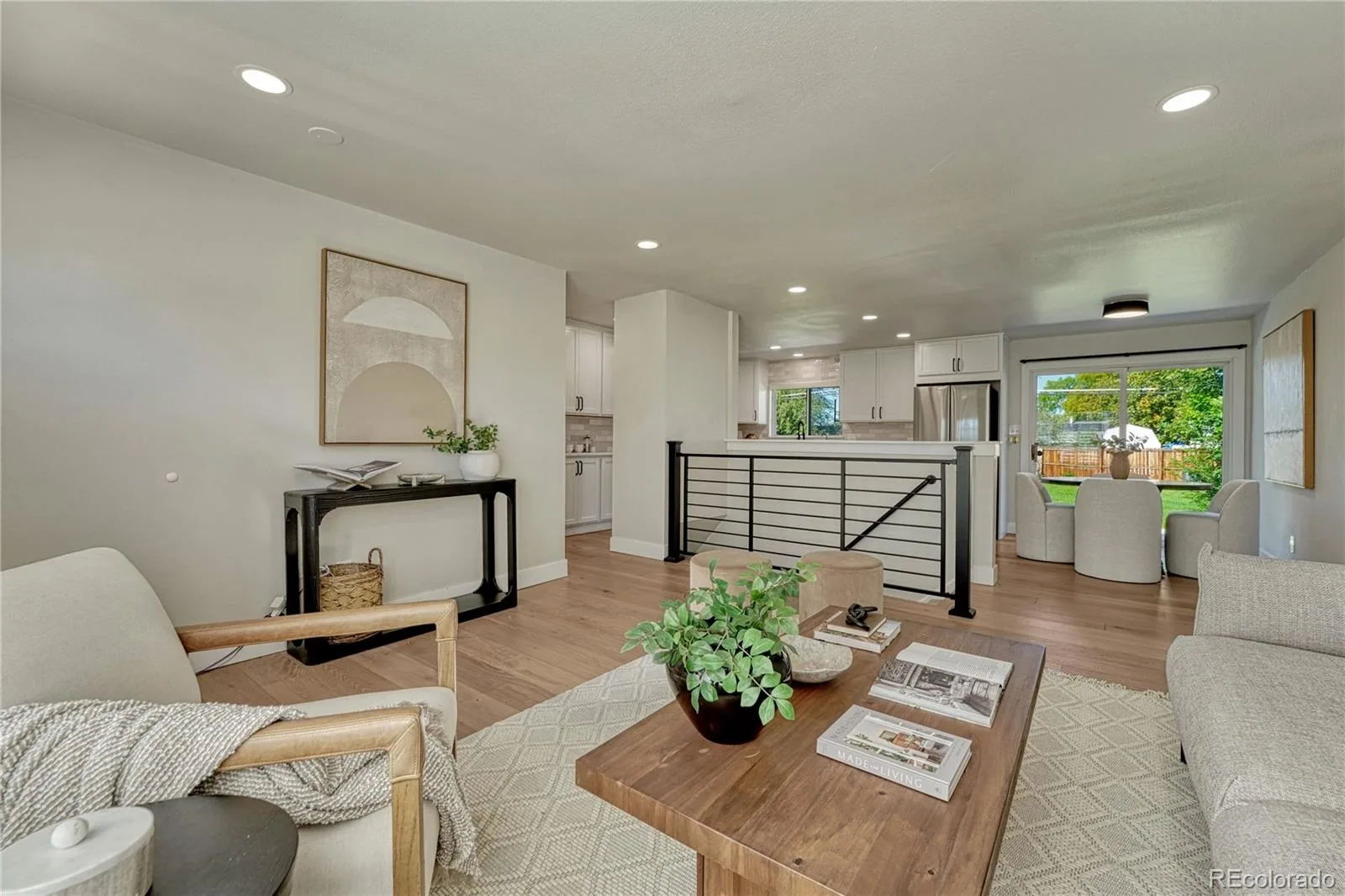 6945 S Clermont Drive Centennial CO 80122 | MLS #REC9041628 10152026234904 1600 3