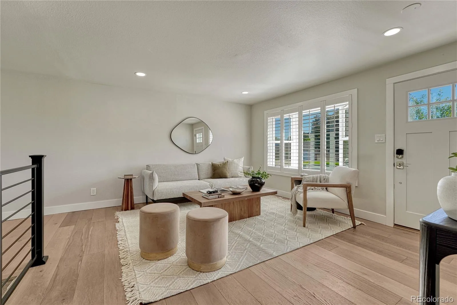 6945 S Clermont Drive Centennial CO 80122 | MLS #REC9041628 10152026234904 1600 5