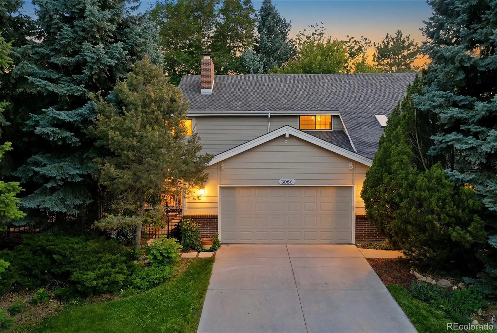 3056 E Hinsdale Avenue Centennial CO 80122 MLS #REC9041926 06182026234346 1600 9