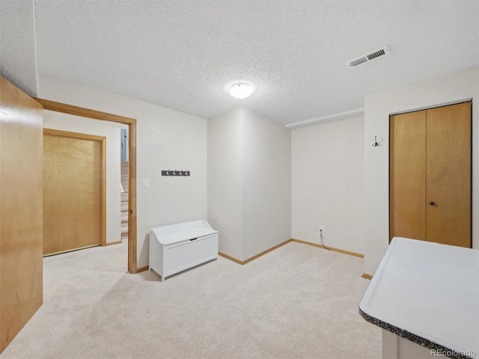 7977 W Morraine Drive Littleton CO 80128 | MLS #REC9042020 06122026174939 1600 14