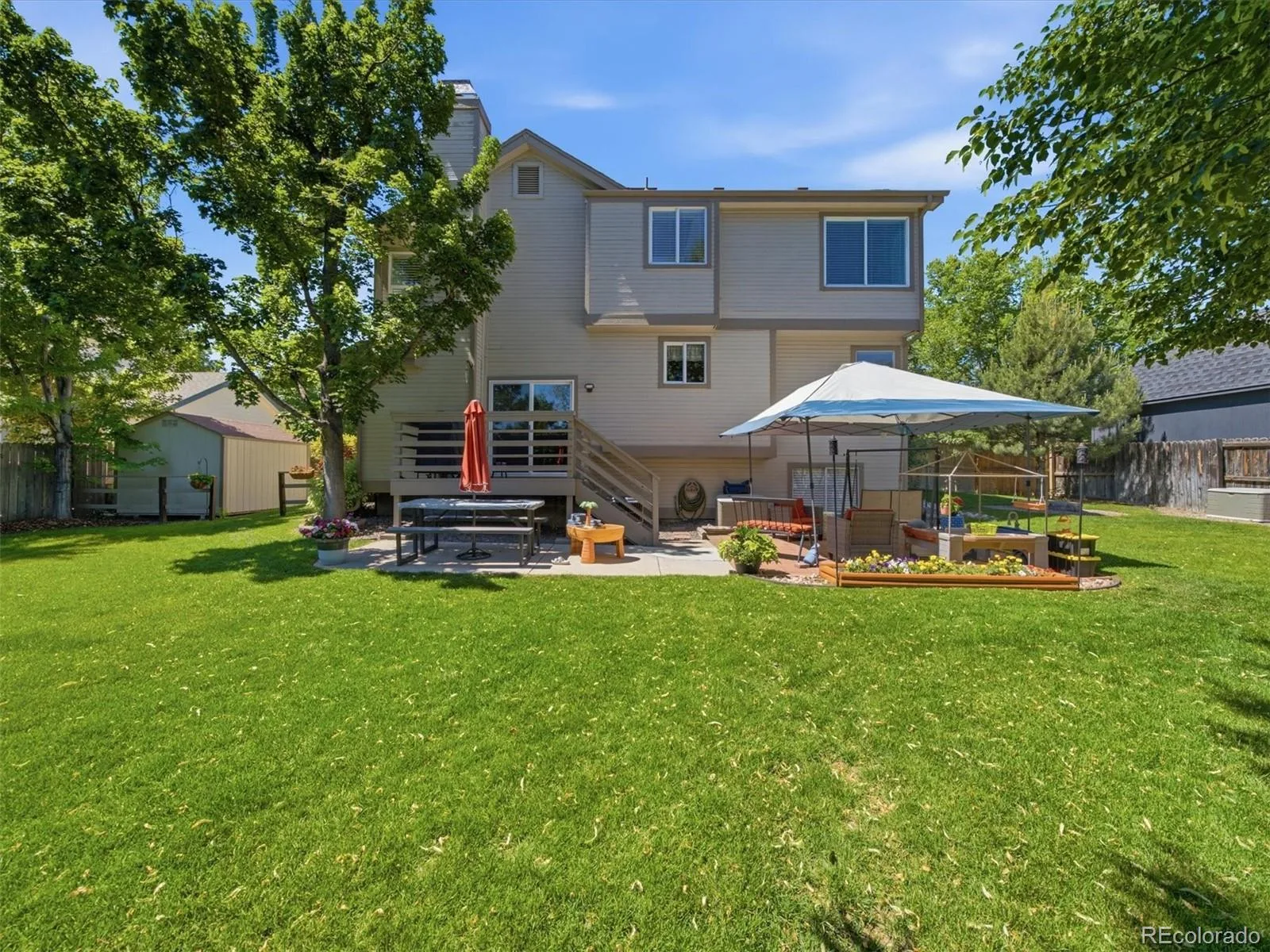 7977 W Morraine Drive Littleton CO 80128 | MLS #REC9042020 06122026174939 1600 33