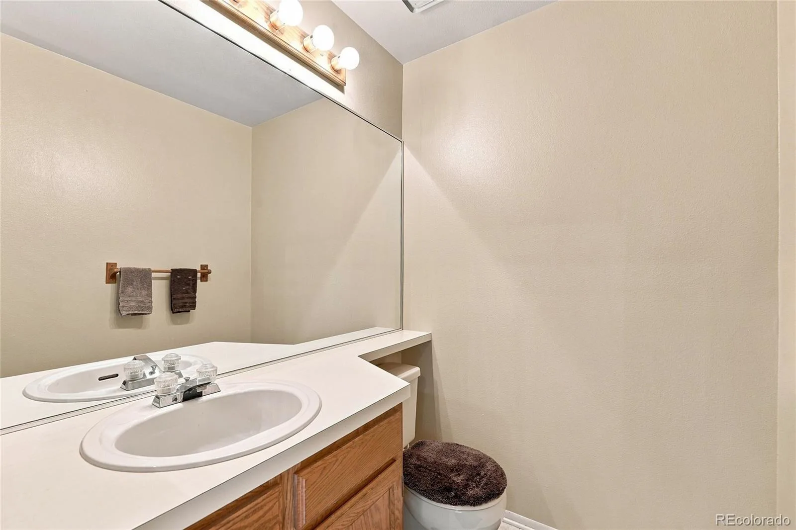 14267 E Quinn Circle Aurora CO 80015 | MLS #REC9042940 08212026194024 1600 12