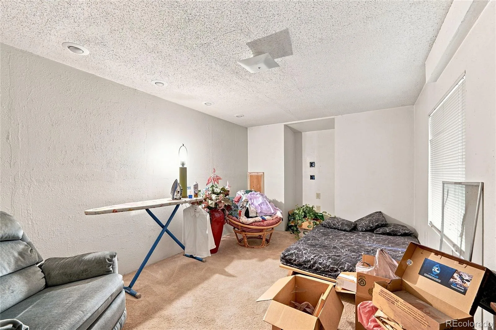 14267 E Quinn Circle Aurora CO 80015 | MLS #REC9042940 08212026194024 1600 25