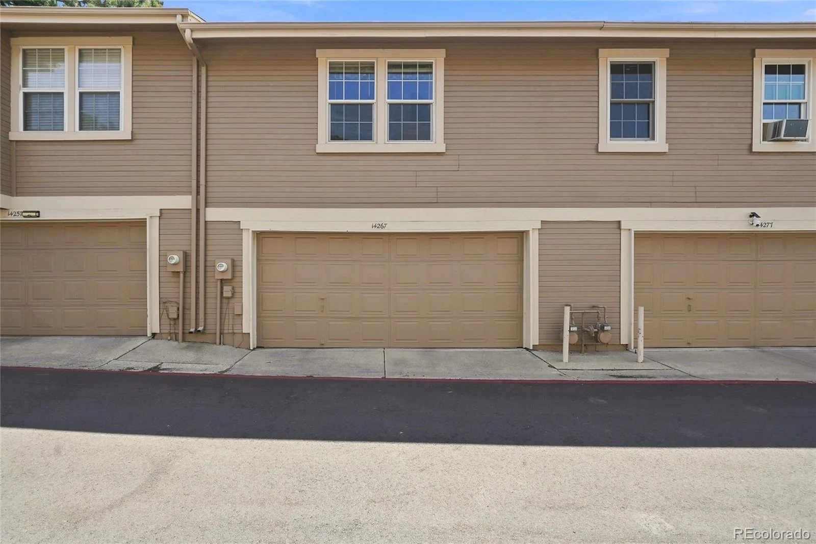 14267 E Quinn Circle Aurora CO 80015 | MLS #REC9042940 08212026194024 1600 30