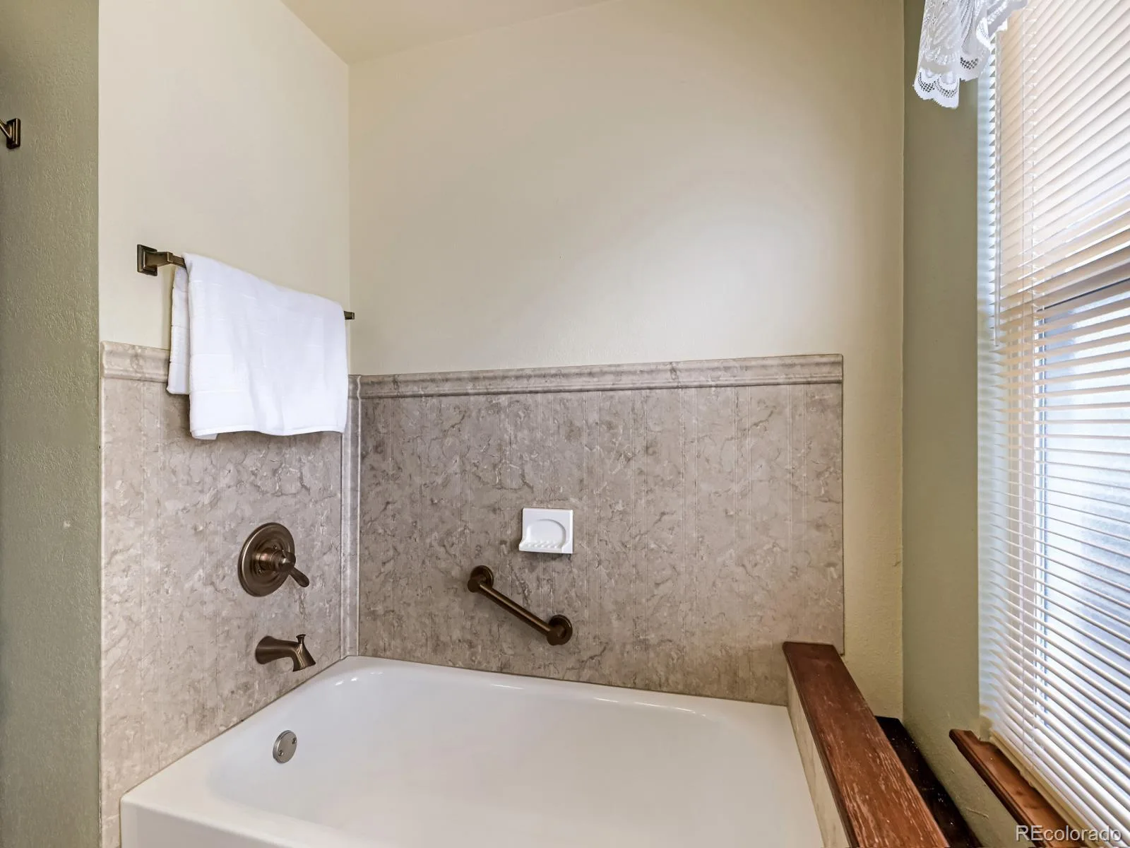 9295 W 92nd Avenue Broomfield CO 80021 | MLS #REC9043190 07302026024506 1600 22