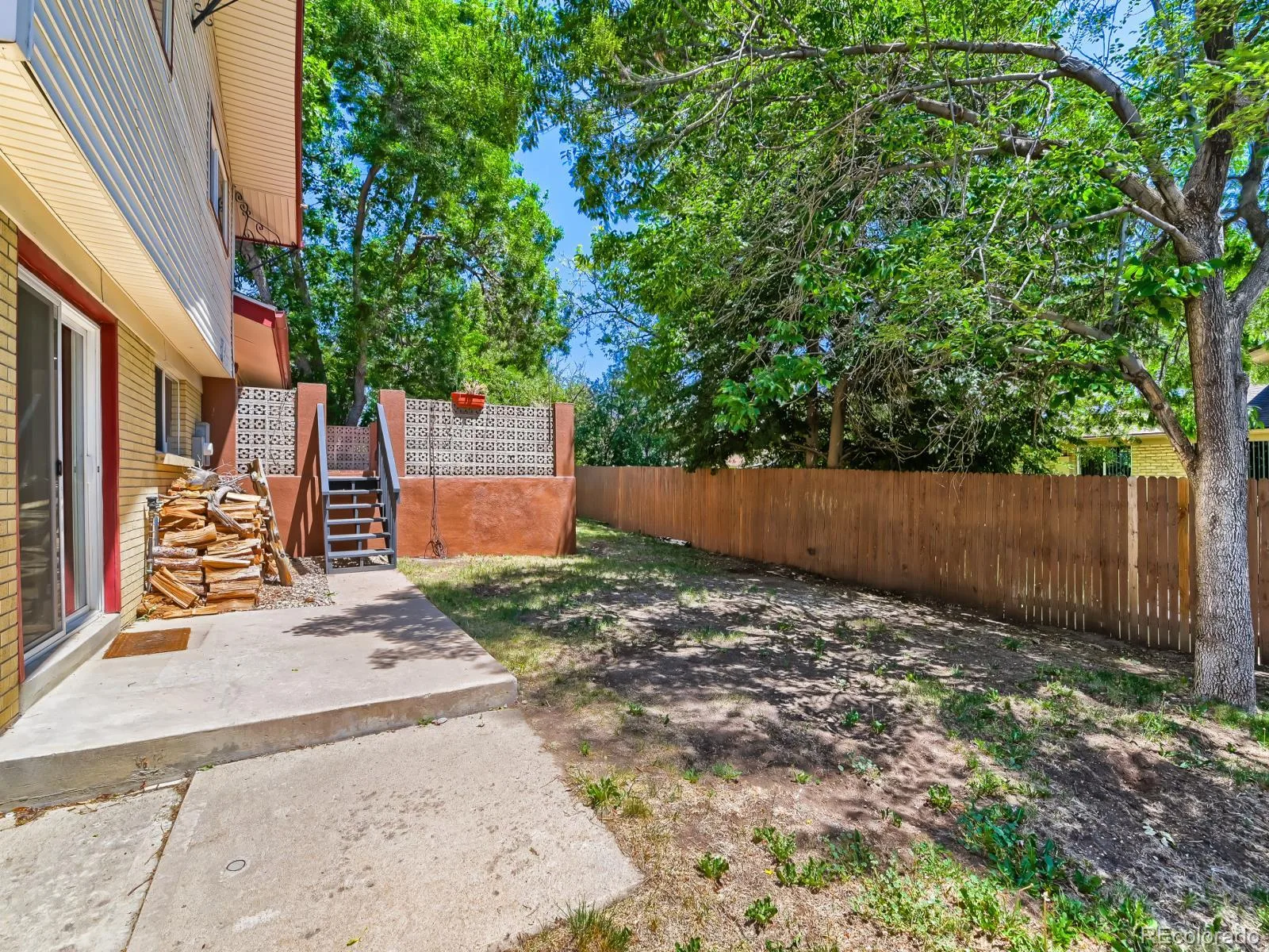 868 S Johnson Court Lakewood CO 80226 MLS #REC9044941 06202026000250 1600 24