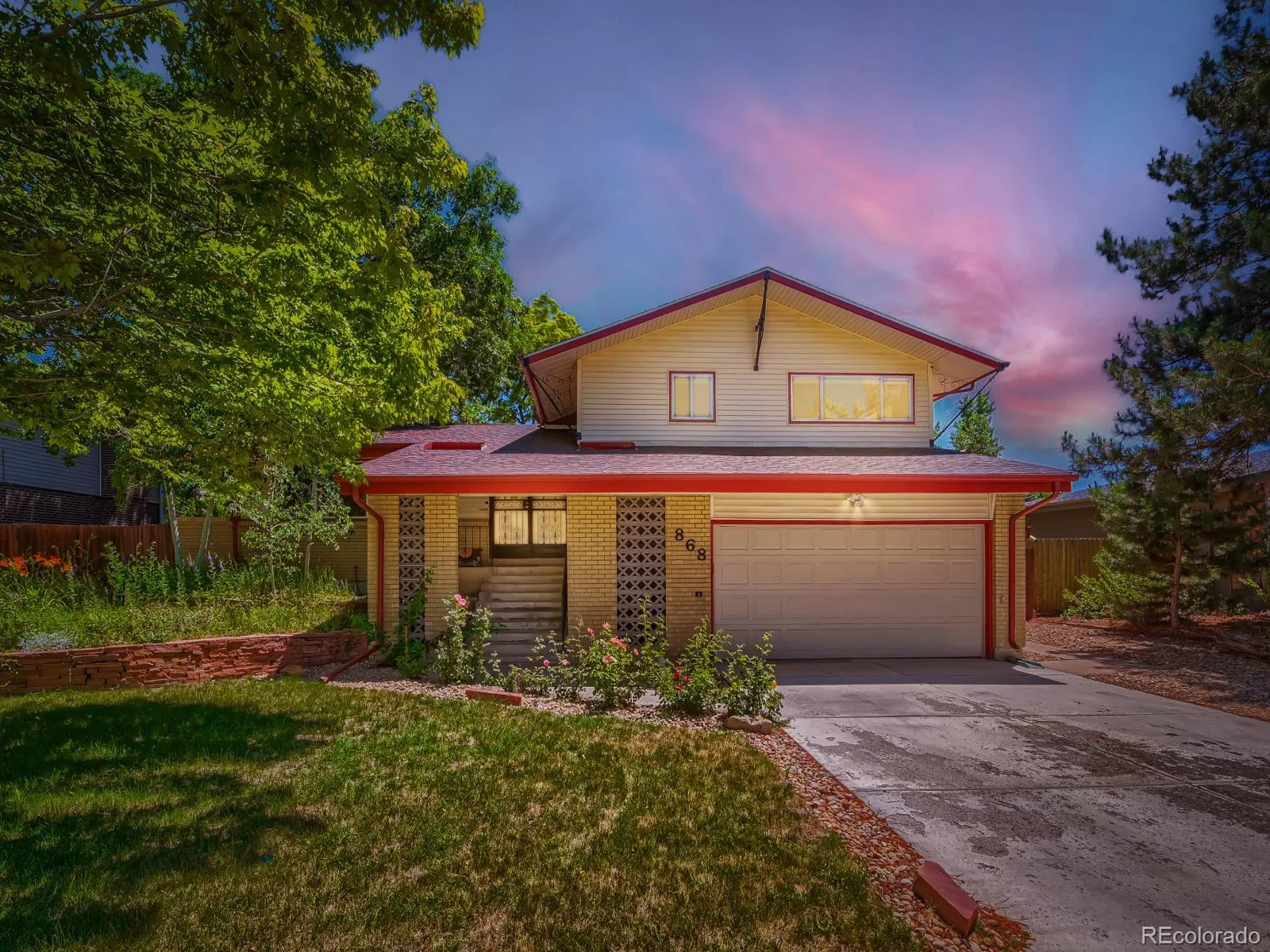 868 S Johnson Court Lakewood CO 80226 MLS #REC9044941 06202026000250 1600 28