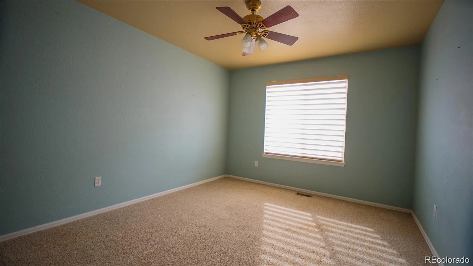 1463 Harvard Street Longmont CO 80503 | MLS #REC9045881 08172026233753 1600 8