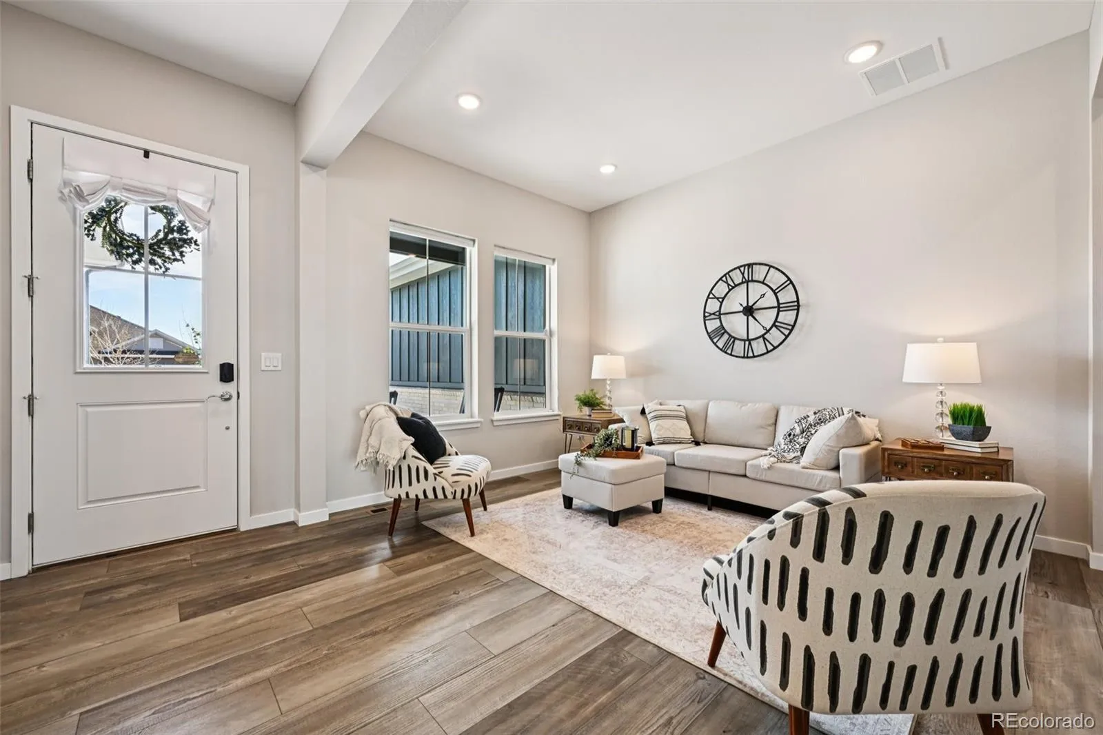 8735 S Quemoy Street Aurora CO 80016 MLS #REC9046442 04102026222243 1600 12