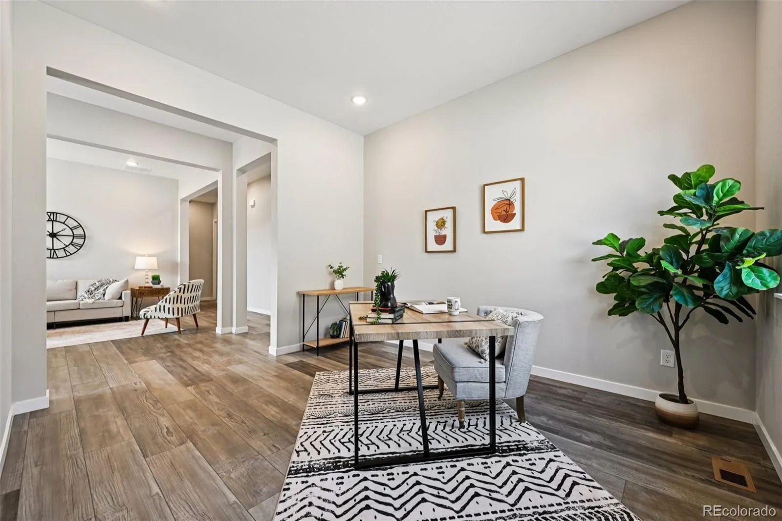 8735 S Quemoy Street Aurora CO 80016 MLS #REC9046442 04102026222243 1600 16