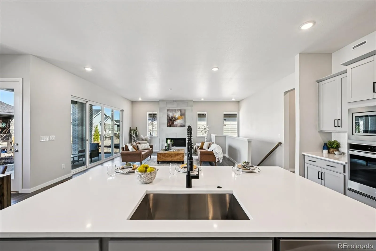 8735 S Quemoy Street Aurora CO 80016 MLS #REC9046442 04102026222243 1600 26