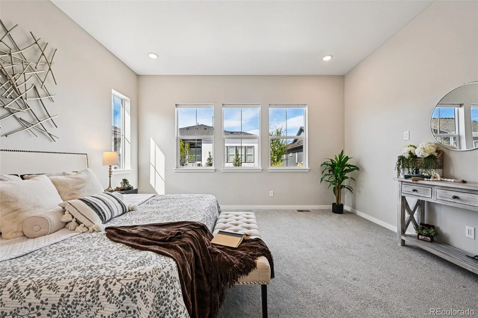 8735 S Quemoy Street Aurora CO 80016 MLS #REC9046442 04102026222243 1600 39