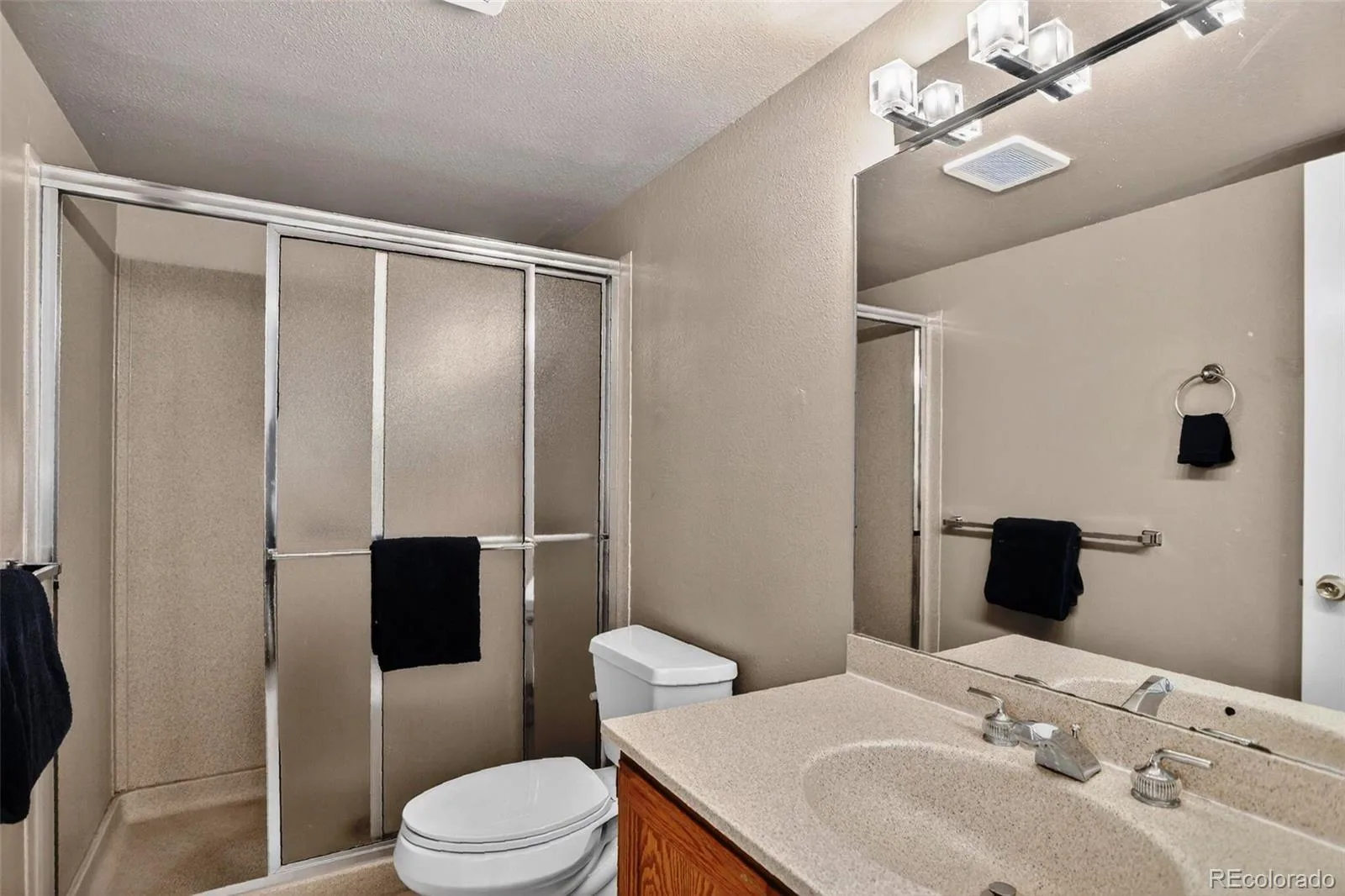 7005 E Girard Avenue #A Denver CO 80224 | MLS #REC9046536 09172026170452 1600 19