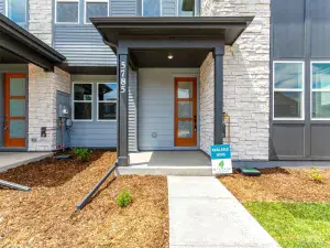 5785 N Jericho Way Aurora CO 80019 | MLS #REC9050566 05162025044642 300 0