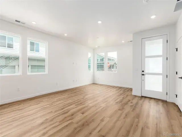5785 N Jericho Way Aurora CO 80019 | MLS #REC9050566 05162025044642 640 10