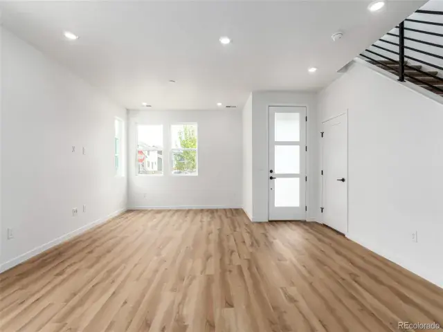 5785 N Jericho Way Aurora CO 80019 | MLS #REC9050566 05162025044642 640 11