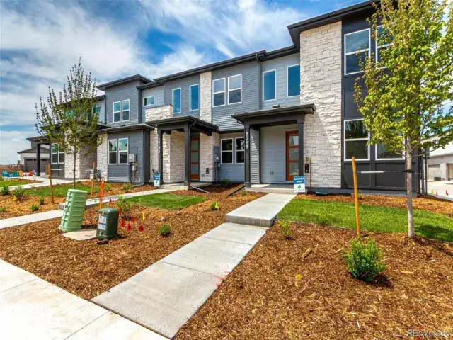 5785 N Jericho Way Aurora CO 80019 | MLS #REC9050566 05162025044642 640 2