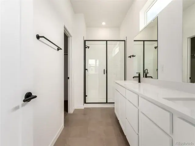 5785 N Jericho Way Aurora CO 80019 | MLS #REC9050566 05162025044642 640 21