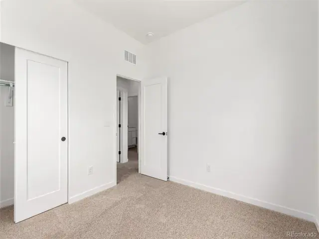 5785 N Jericho Way Aurora CO 80019 | MLS #REC9050566 05162025044642 640 25
