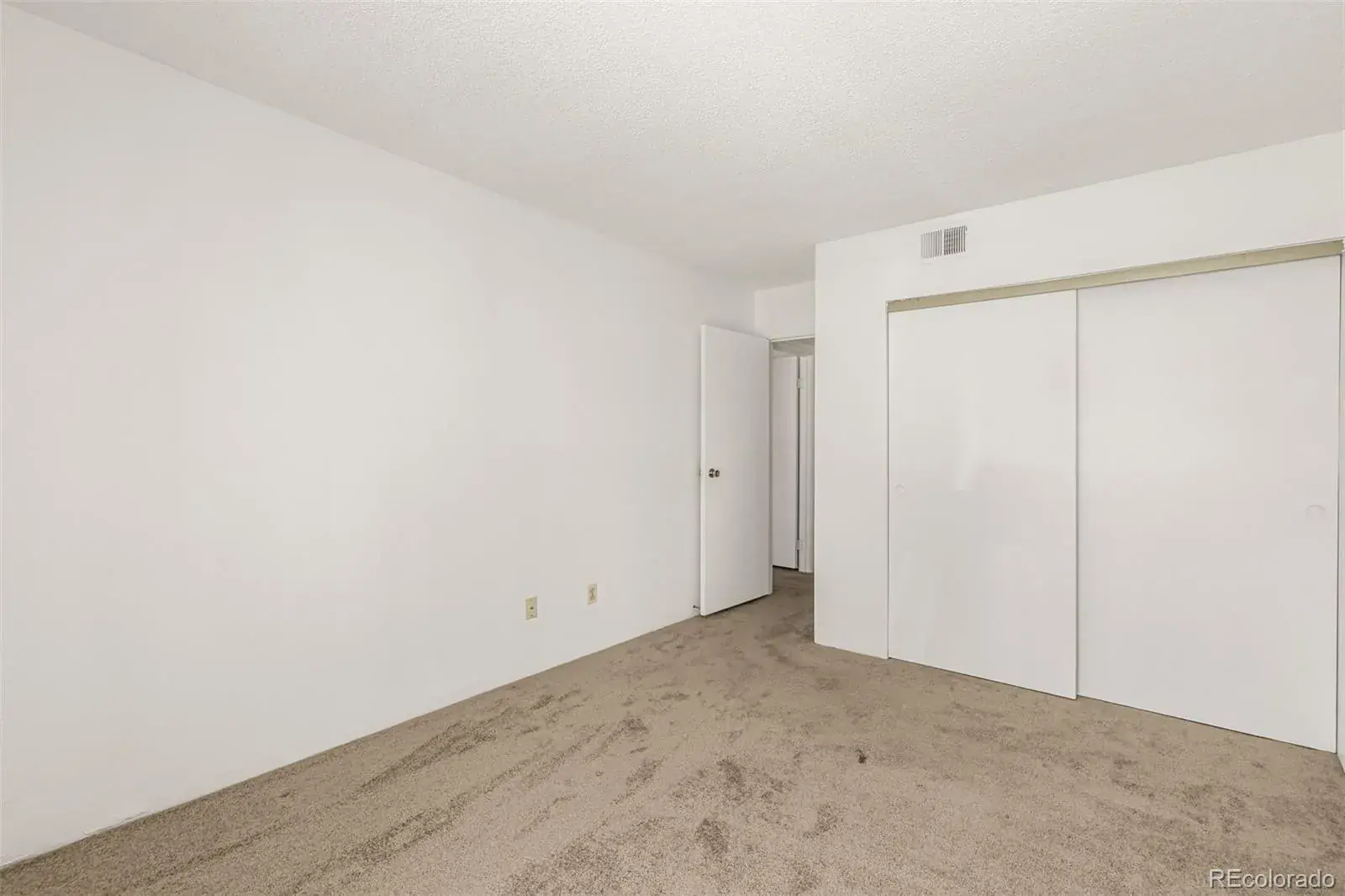 8335 Fairmount Drive #4-102 Denver CO 80247 MLS #REC9053583 03042026174029 1600 10
