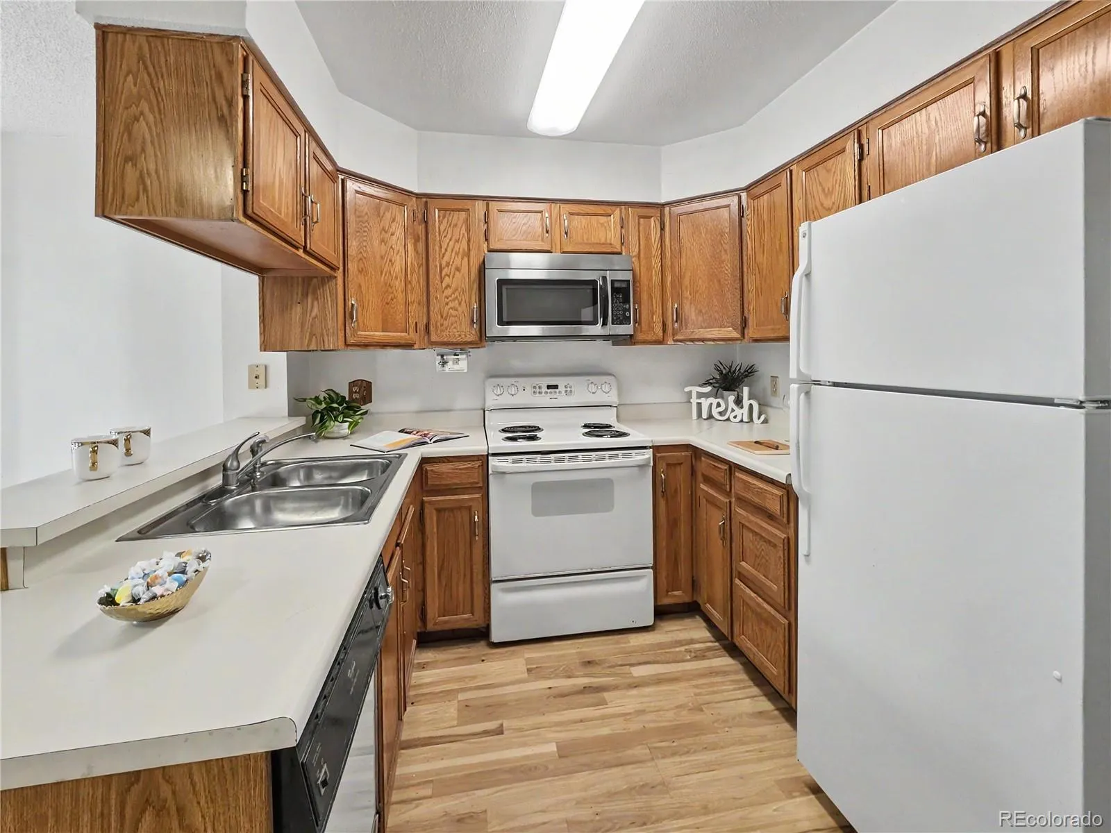 1699 S Trenton Street #8 Denver CO 80231 MLS #REC9053987 05022026060549 1600 12