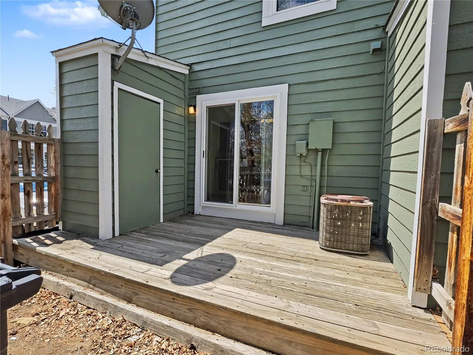 1699 S Trenton Street #8 Denver CO 80231 MLS #REC9053987 05022026060549 1600 28