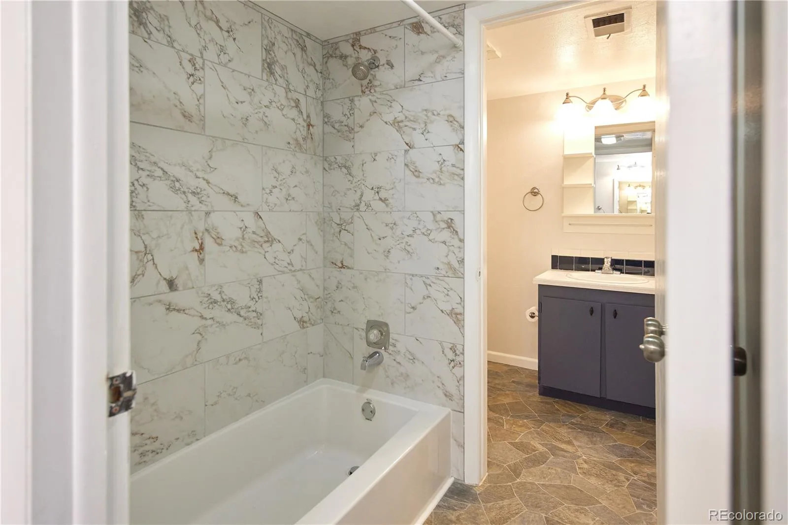 14110 E Temple Drive #X10 Aurora CO 80015 | MLS #REC9055326 07292026220729 1600 23