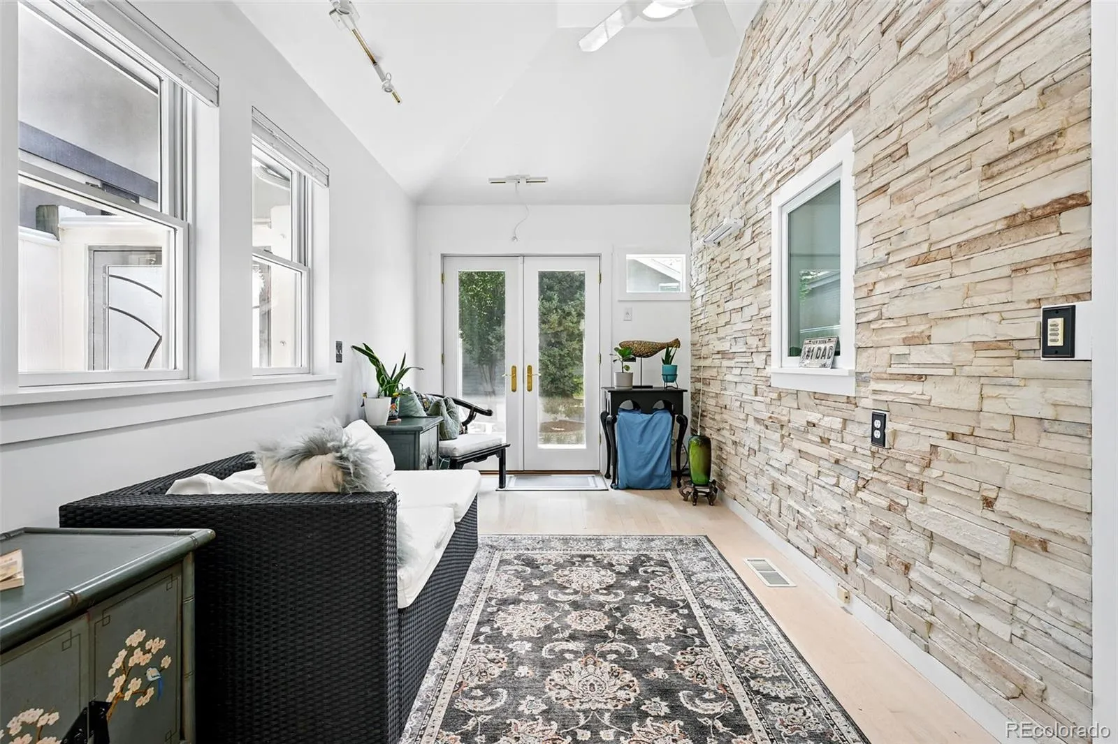 04132026180433 1600 15