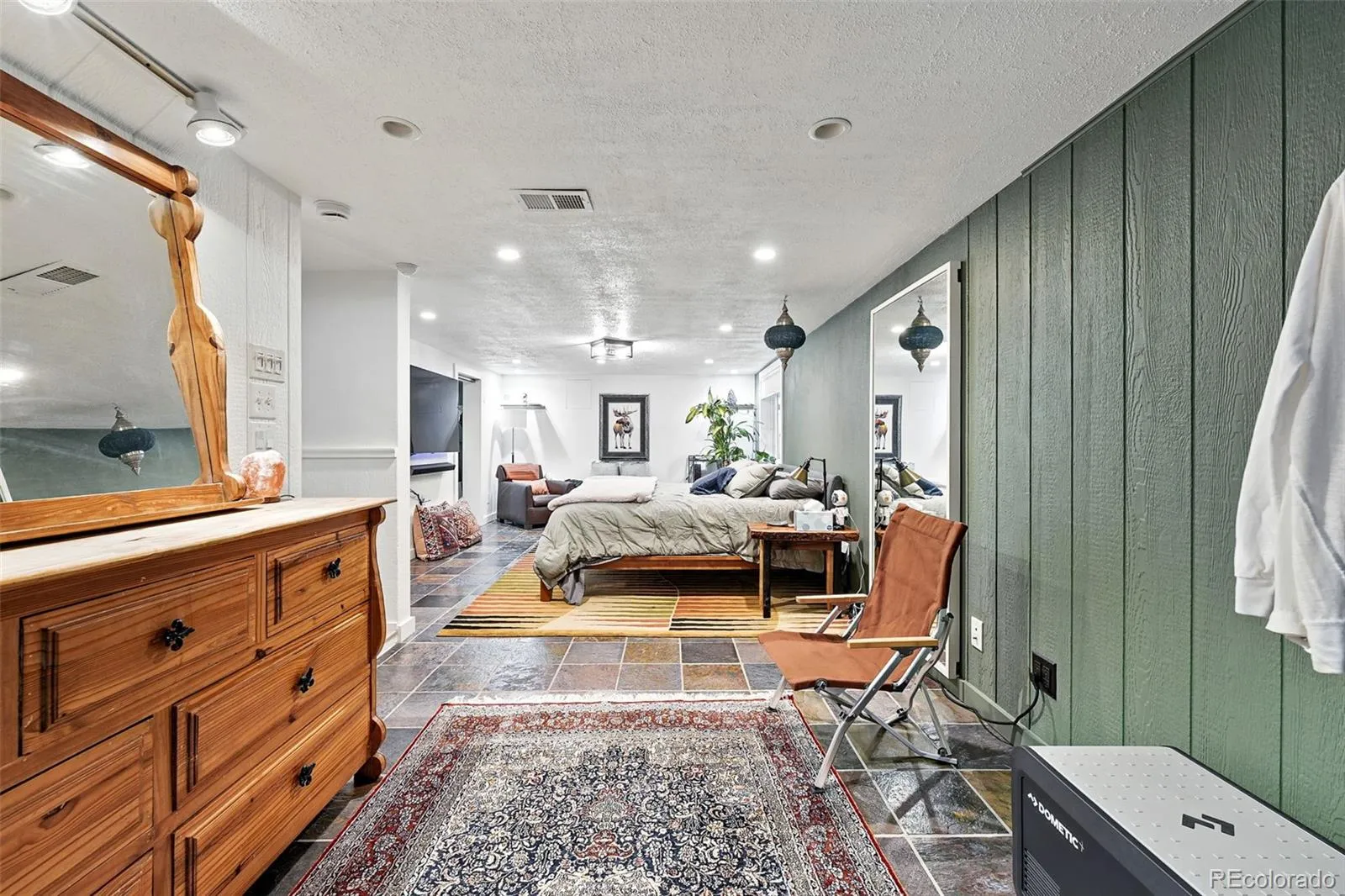 04132026180433 1600 22