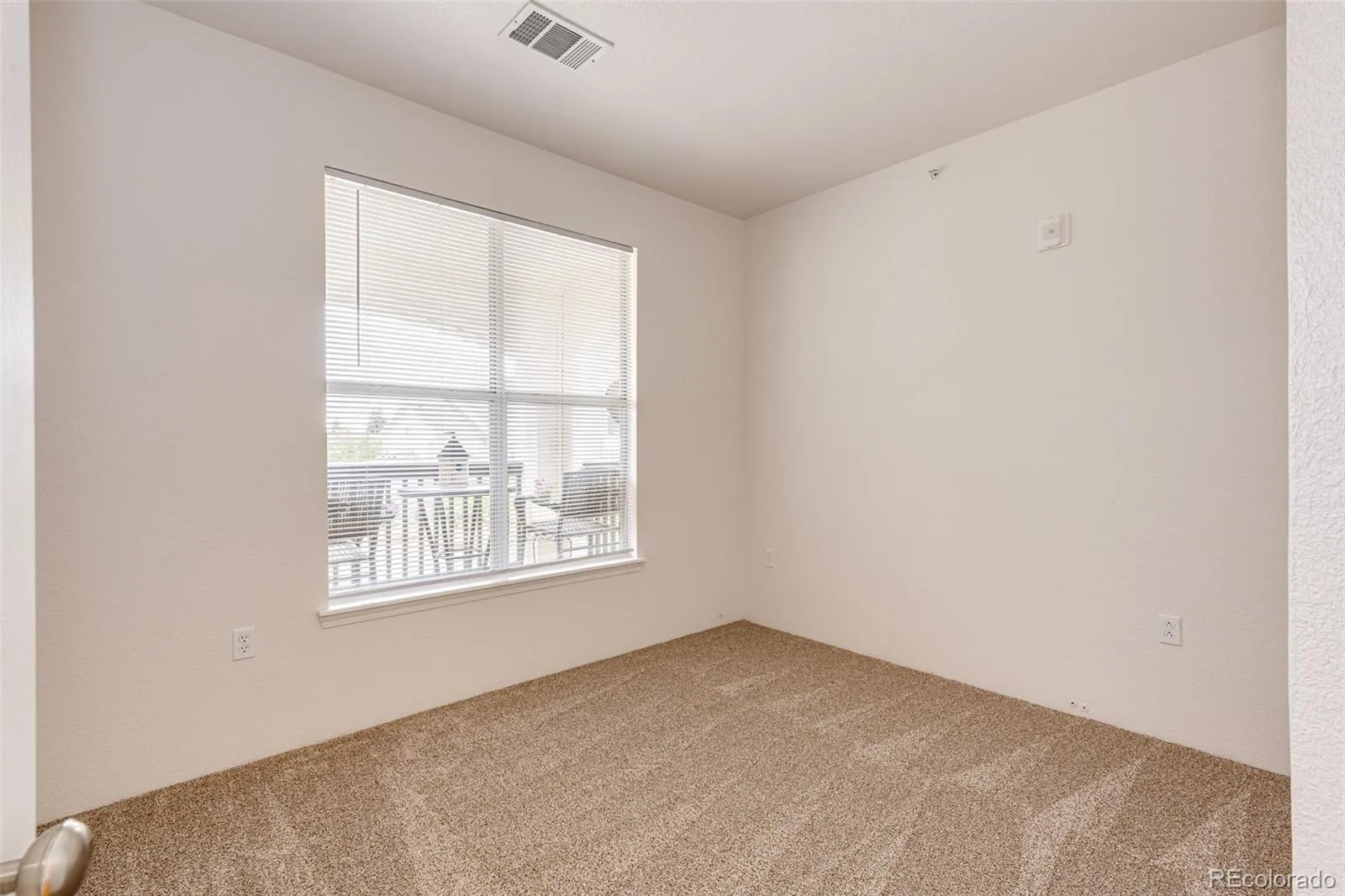 18930 E Warren Circle #D205 Aurora CO 80013 MLS #REC9058087 04162026032148 1600 11