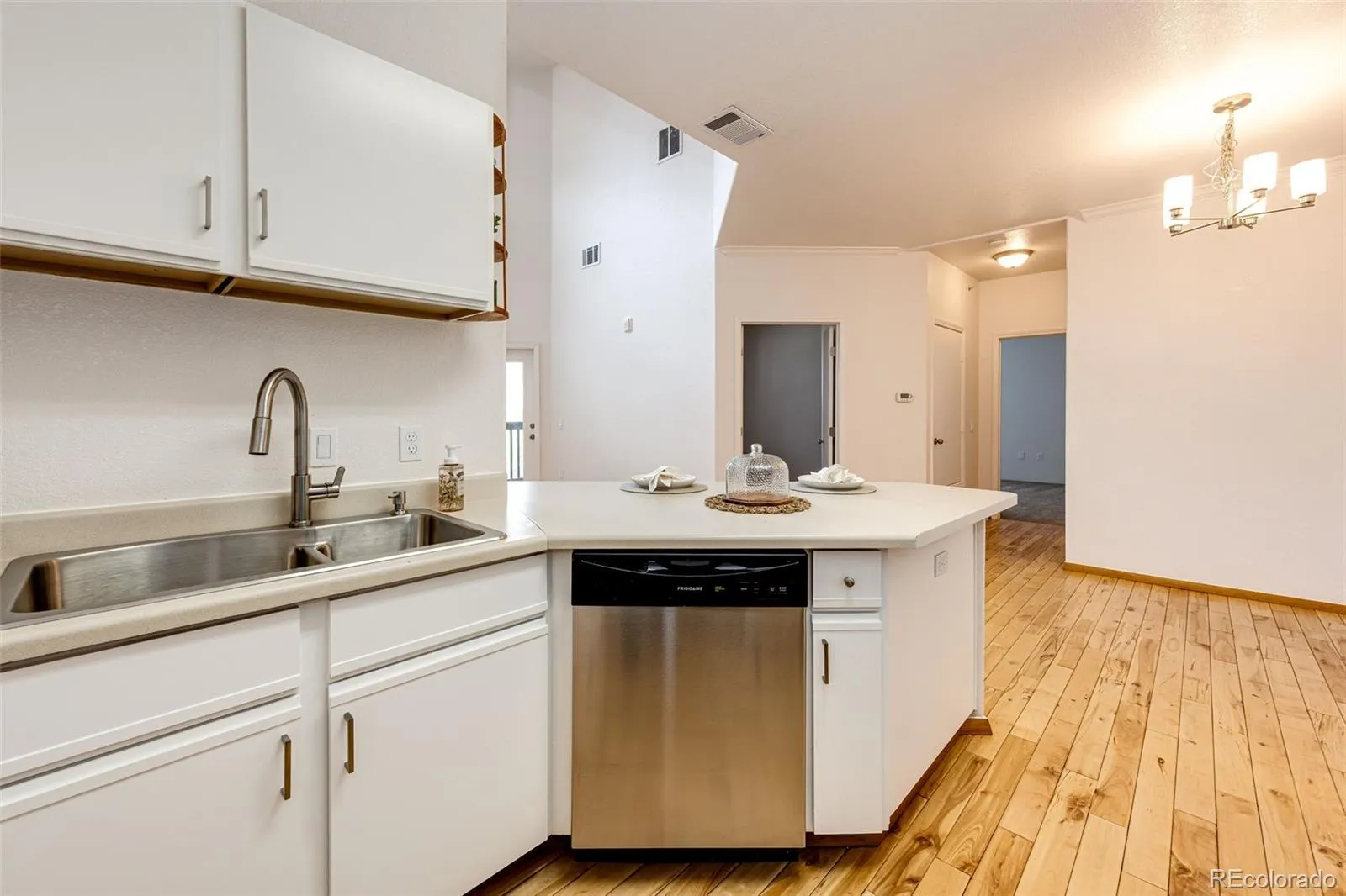 18930 E Warren Circle #D205 Aurora CO 80013 MLS #REC9058087 04162026032148 1600 6
