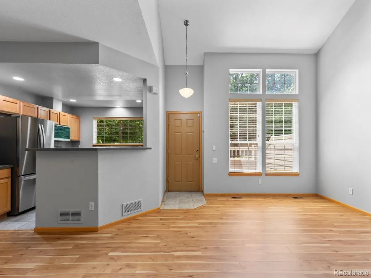 42 S Ulster Street Denver CO 80230 | MLS #REC9059511 08202026140730 1200 23