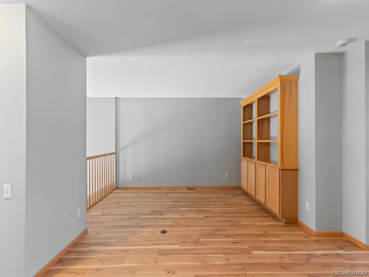 42 S Ulster Street Denver CO 80230 | MLS #REC9059511 08202026140730 1200 34
