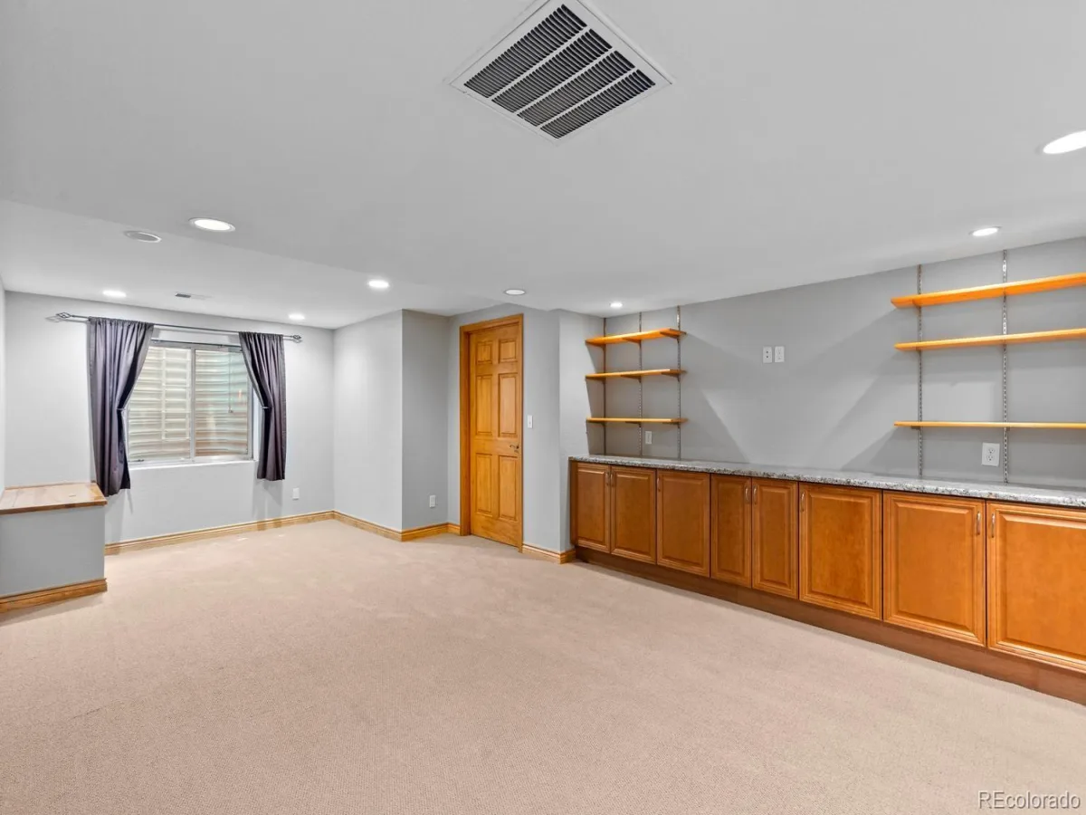 42 S Ulster Street Denver CO 80230 | MLS #REC9059511 08202026140730 1200 40
