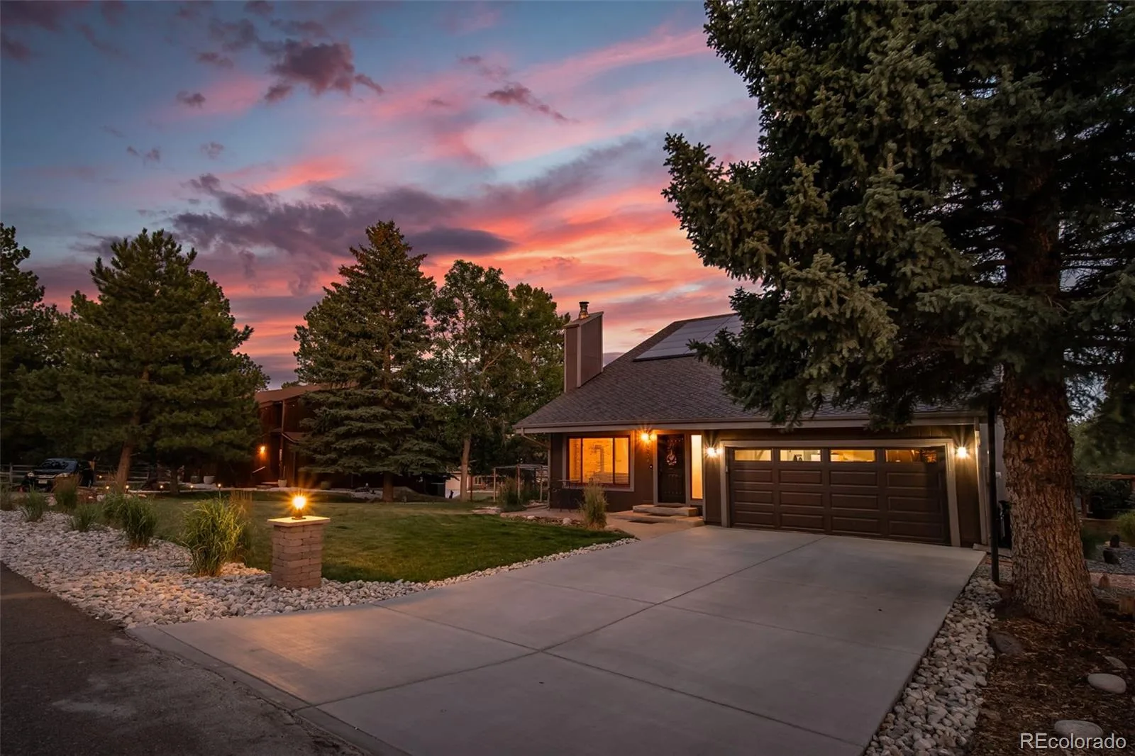 8238 Lakeshore Drive Parker CO 80134 | MLS #REC9060130 07172026164753 1600 46
