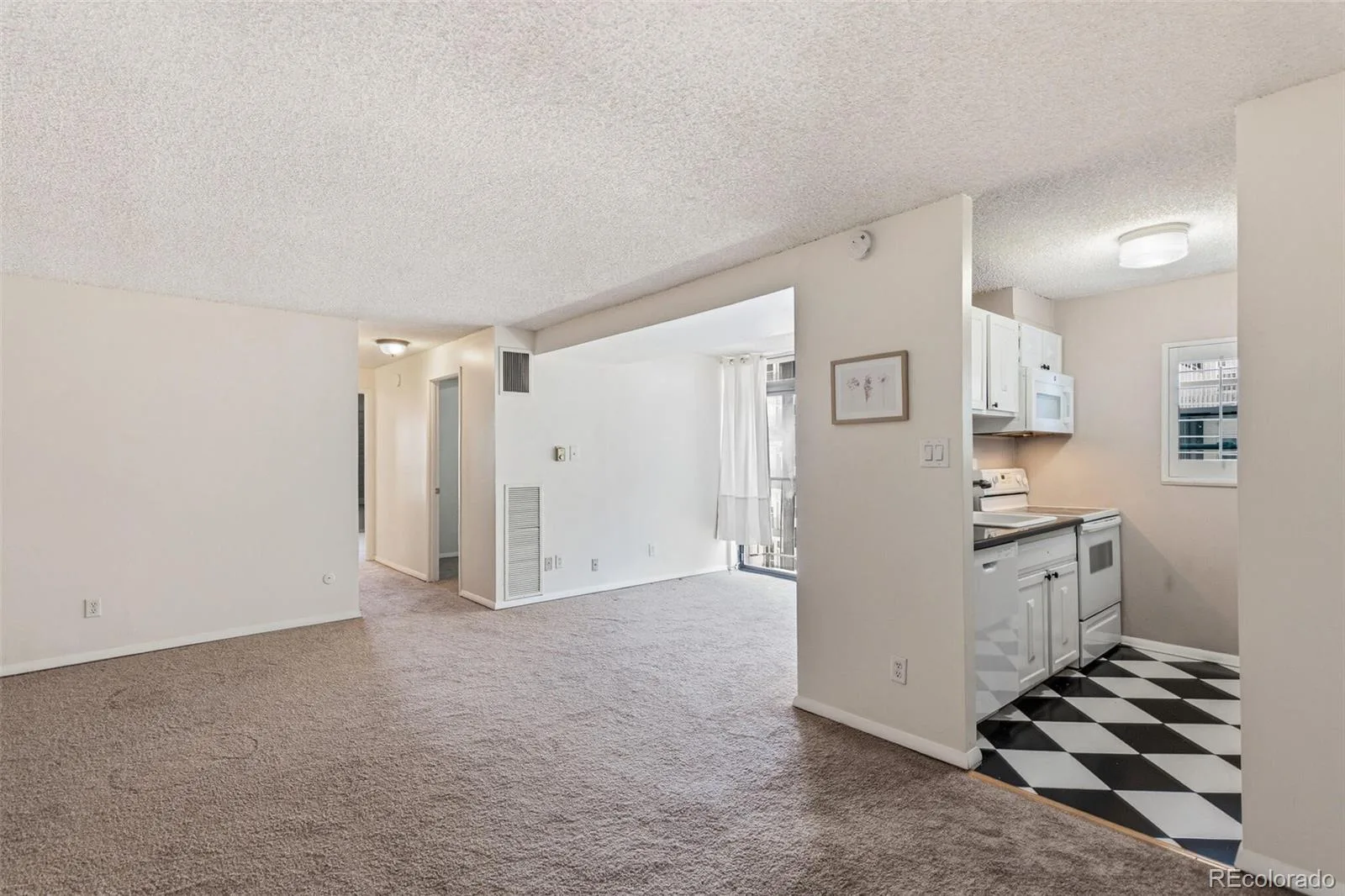 2 Adams Street #910 Denver CO 80206 MLS #REC9060163 06032026024909 1600 8