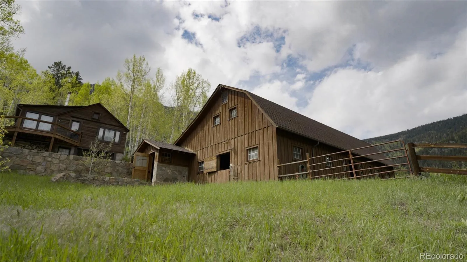 950 Corral Creek Road Evergreen CO 80439 | MLS #REC9060728 05012026043823 1600 13