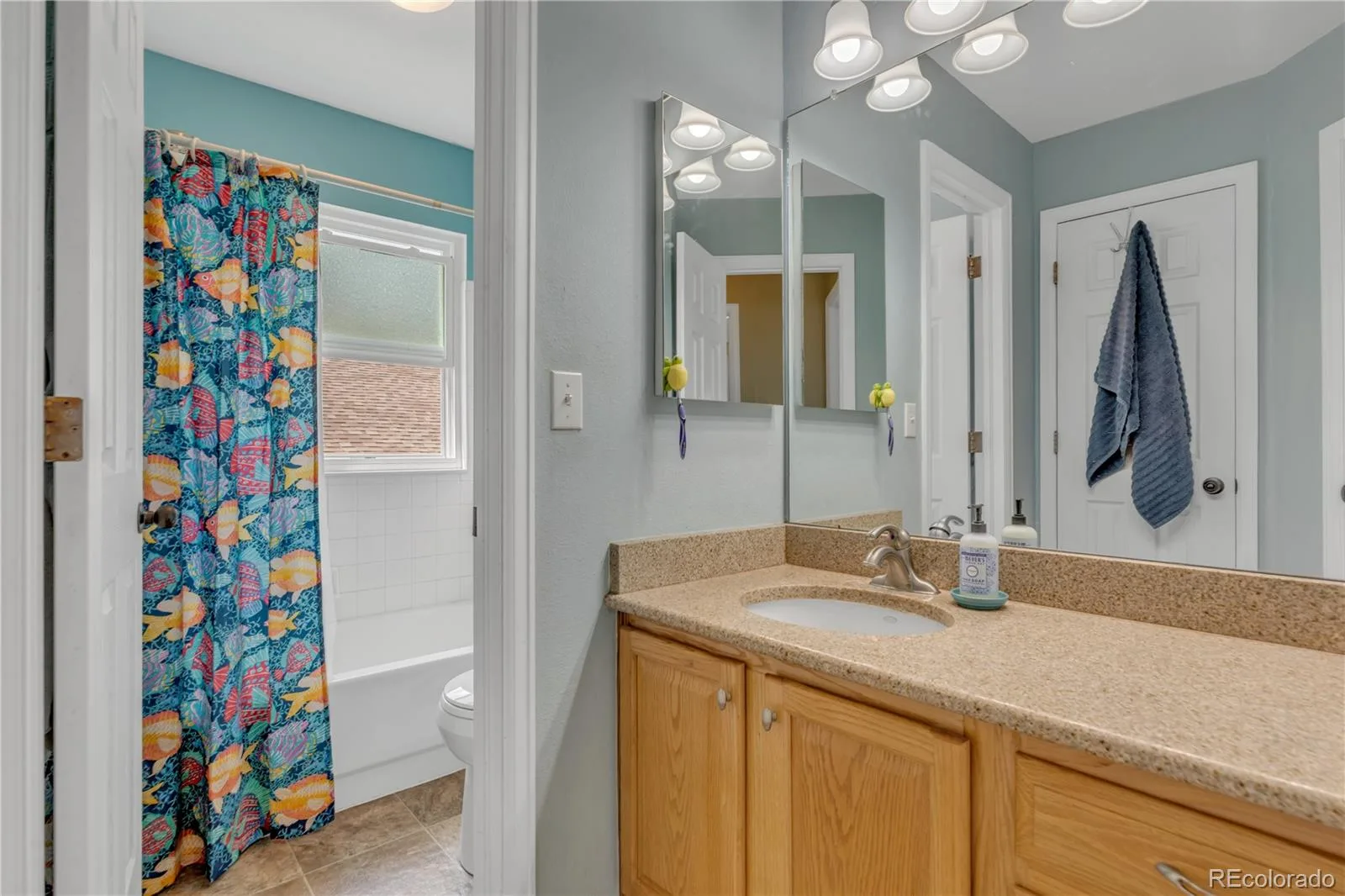 226 Eagle Drive Golden CO 80403 MLS #REC9063075 05312026160727 1600 19