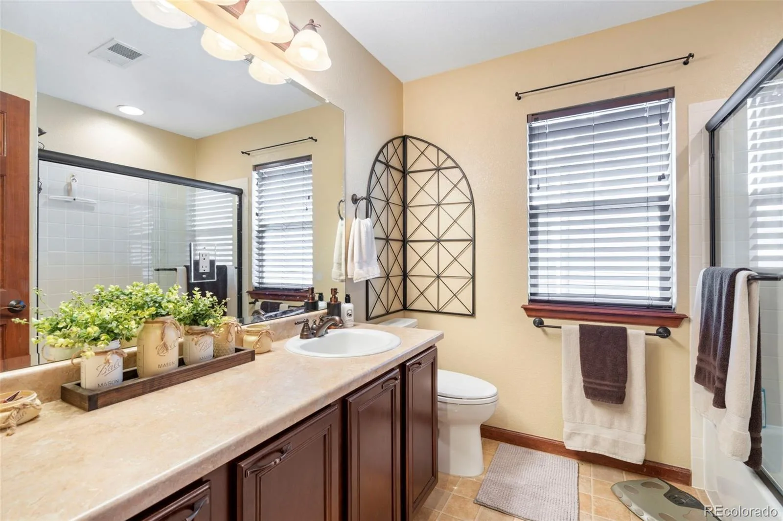 11569 S Flower Mound Way Parker CO 80134 | MLS #REC9063085 08132026175028 1600 26