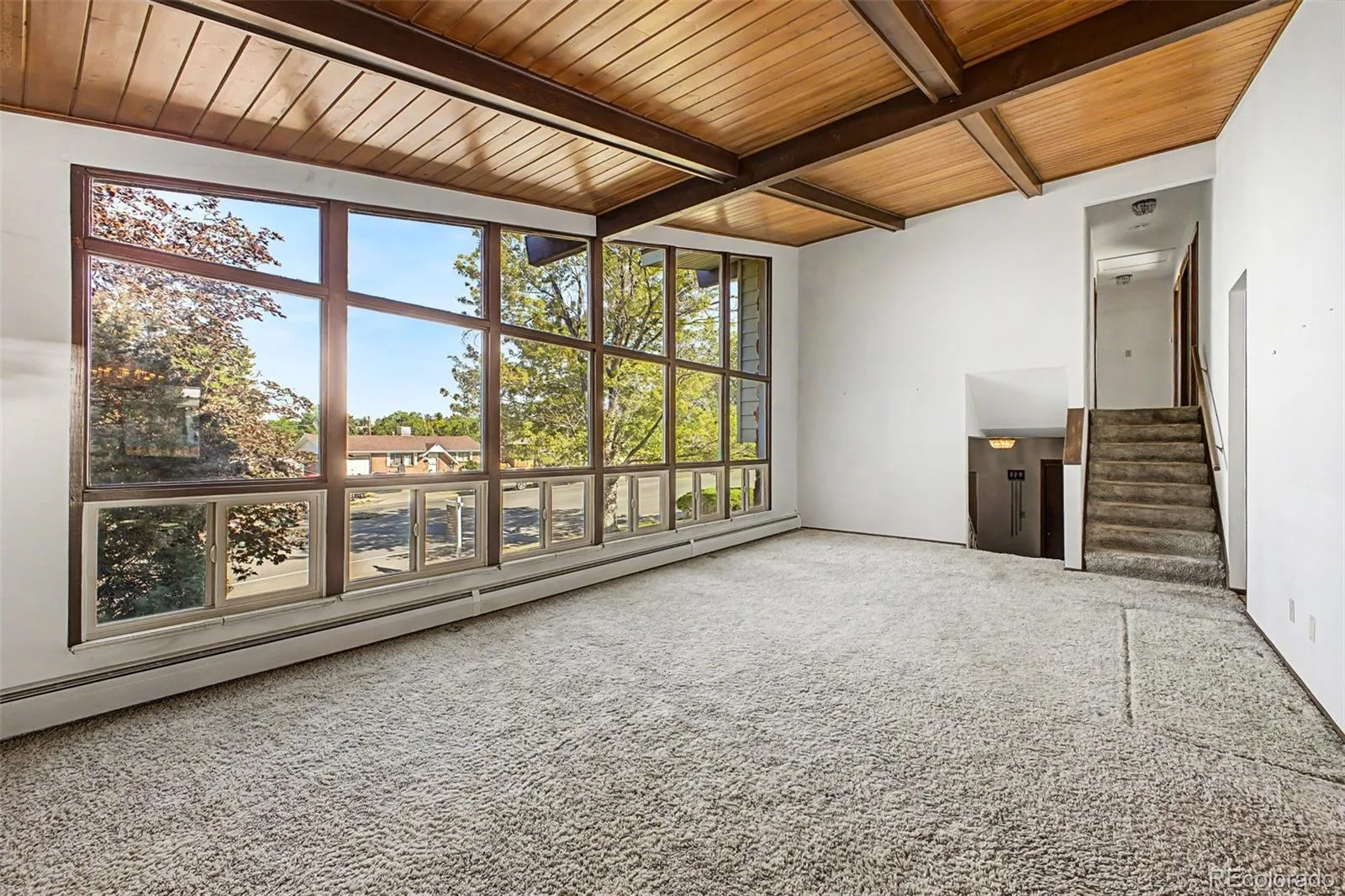8289 Greenwood Boulevard Denver CO 80221 | MLS #REC9064620 06192026235807 1600 11